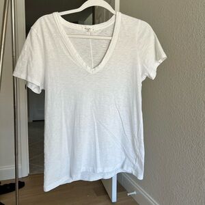 Rag & Bone white v- neck t shirt